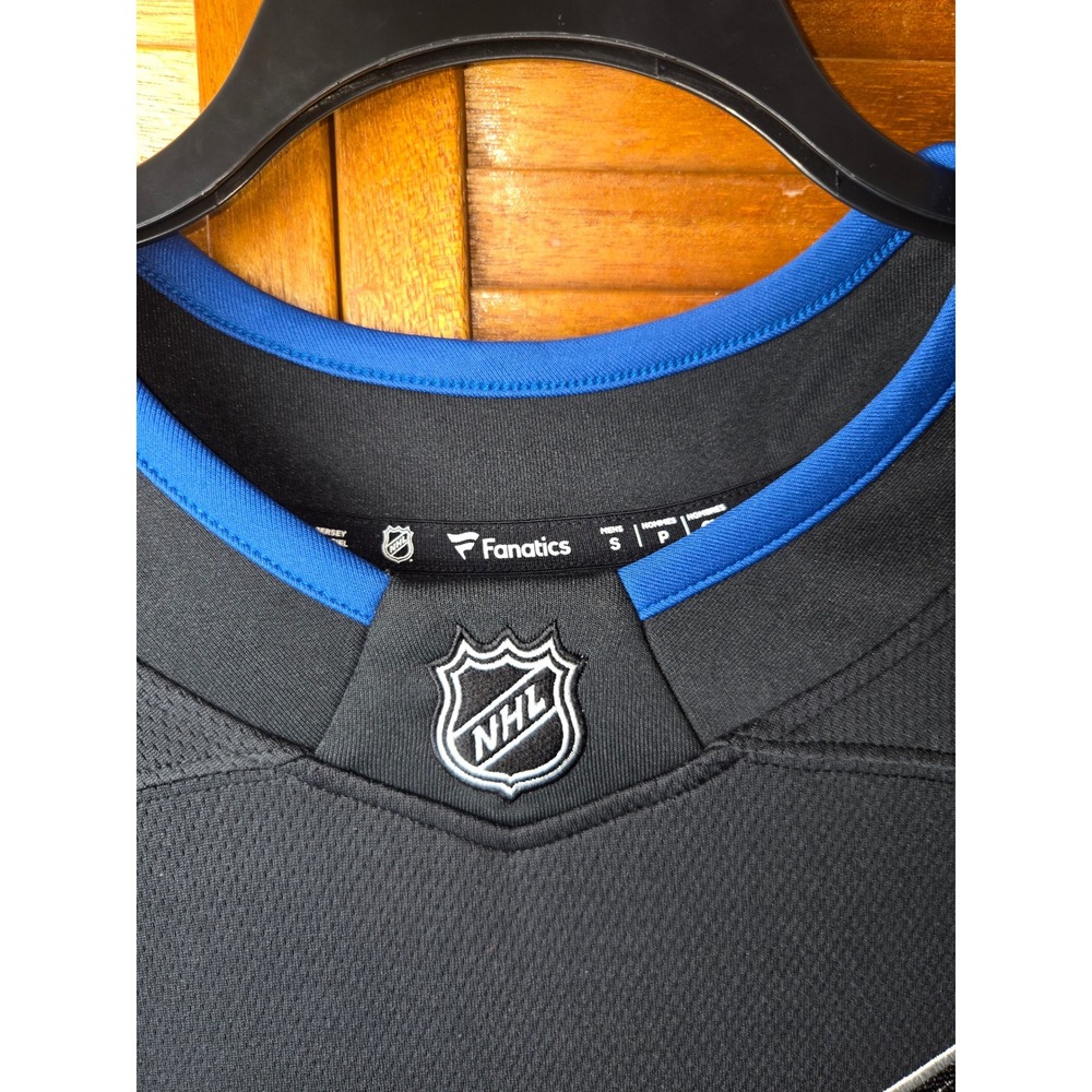 Washington Capitals Fanatics Breakaway Alt Jersey Mens Small NWOT - Picture 4 of 7